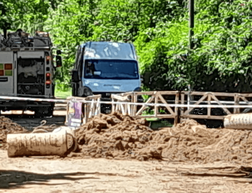 Breves locales: Rotura de caño de gas en El Cazador: cruce de responsabilidades // Cuatro aprehendidos en Garín y Loma Verde // Una mentirita y un poco de propaganda // Escobar celebra Halloween 