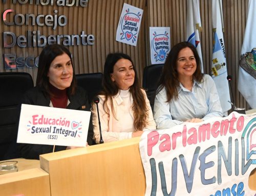 Breves locales: Alumnos debaten sobre Educación Sexual en el Concejo Deliberante // Agenda animal gana terreno en la política de Escobar // Semáforo en riesgo en pleno centro de Escobar