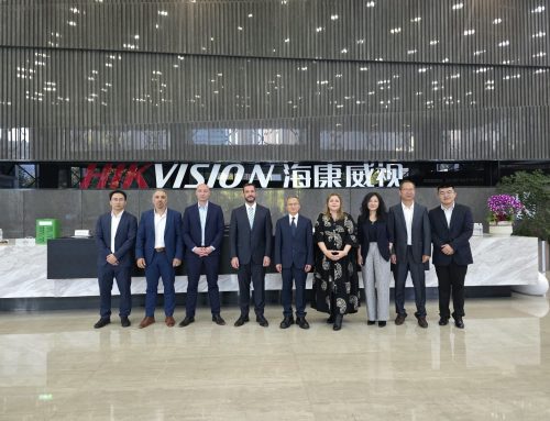 Breves locales: Sujarchuk firmó en China acuerdo de «cooperación estratégica» // Intendenta interina supervisó trabajos de prevención hídrica // Cuando  los árboles desaparecen // La solución casera de un vecino ante el riesgo de accidentes
